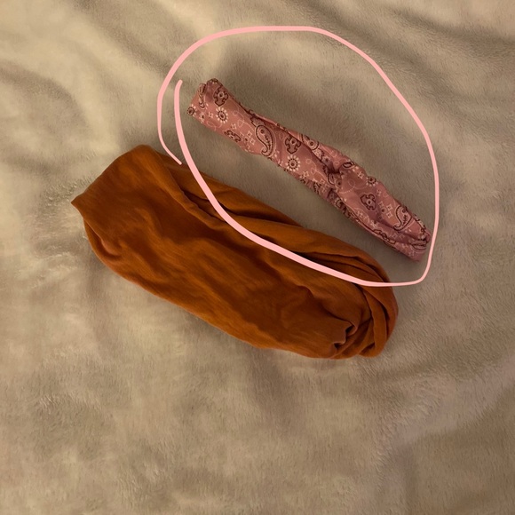 Pink bow headband - Picture 1 of 1